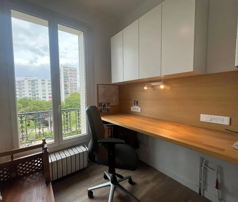 Charme Hausmanien Vue Parc 4 Rooms Famille Metro 6 Paris