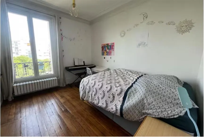 Apartment Charme Hausmanien Vue Parc 4 Rooms Famille Metro 6 Paris